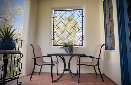 La Quinta Condo | 3BR Pool adjacent. Mountain view. Flexcation friendly. Elevated. #259882
