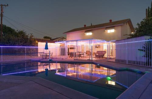 Simi Valley House | 4BR Home for Groups Private Pool and Games