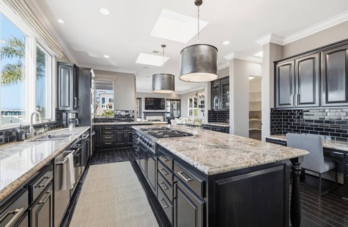 The Strand House | 5-bedroom house with panoramic ocean views, 1 block to downtown Manhattan Beach