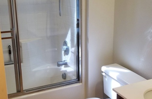 Coachella Apartment | 5 minutes to coachella fest and stagecoach
