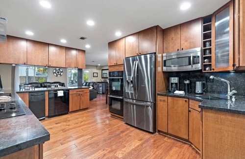 Citrus Heights House | 5BR · Pool · Hot Tub · RV Hookups · Garage