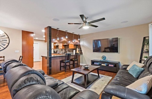 Citrus Heights House | 5BR · Pool · Hot Tub · RV Hookups · Garage