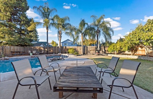 Citrus Heights House | 5BR · Pool · Hot Tub · RV Hookups · Garage