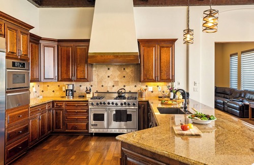 Templeton House | 7BR/4BA Farmhouse & Barn Estate on a Resort-Like Setting!