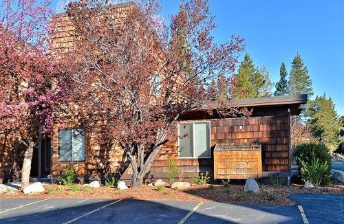 Tahoe Keys Condo | 90 m² Condo ∙ 2 bedrooms ∙ 6 guests
