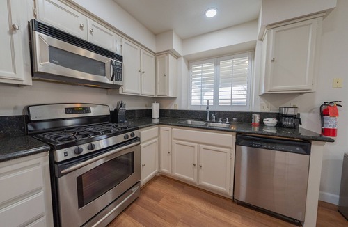 Highland Hills House | 911 Ocean Twelve Quiet Safe Family Reunion