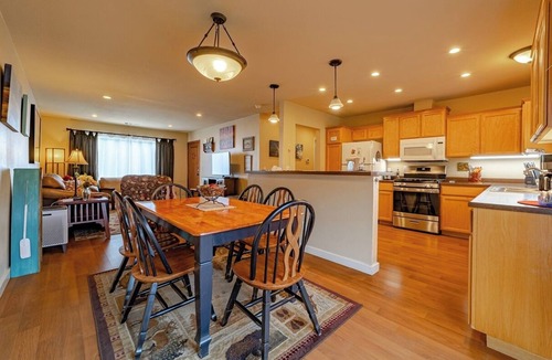 Orick House | 9A Prairie Creek Suite at the Meadow Site