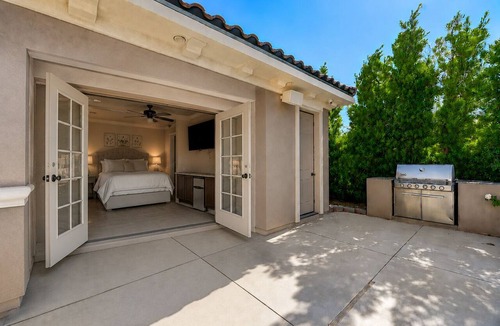 North Las Vegas House | 9BR/5BA Exquisite Villa - Beach-Entry Pool, Spa, Pickleball ★