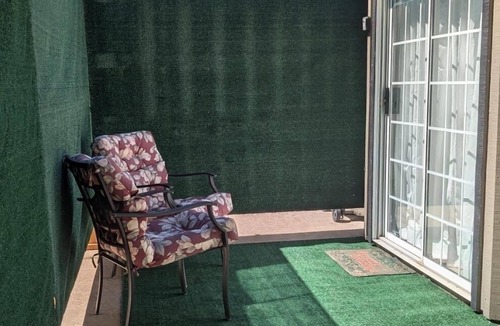 Columbia Apartment | A Cozy Room with Private Entrance