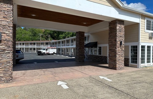 Benton Tract Hotel | Abode
