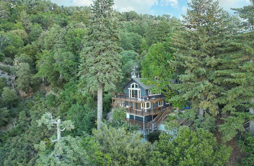 Running Springs Cabin | Above the Clouds Cabin - Views, Dog Friendly, Games, AC!