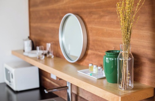 Hillcrest Hotel | Abpopa Hillcrest