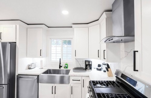 Lemon Grove House | Adams St 2BR 1BA Unit A | Near Downtown SD