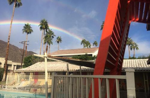 Tahquitz River Estates Hotel | Aloha Hotel Palm Springs