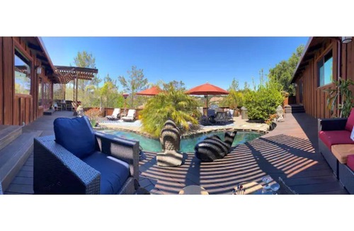 Sleepy Hollow House | Amazing 3 Bedroom House with Pool and Hot Tub
