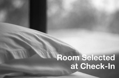 Mid-City Hotel | Ambrose Hotel