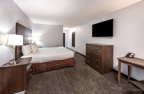 Grants Pass Hotel | An Adventure Awaits! Explore and Enjoy the Beauty of Grants Pass, Oregon!