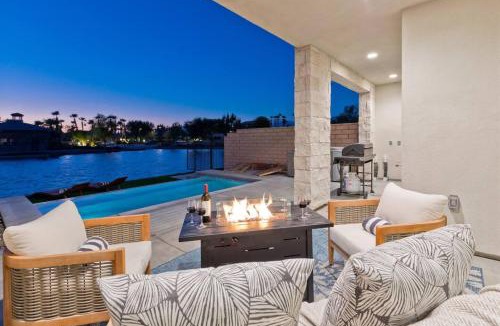 Terra Lago House | Armonia105- Dream Villa Lago Premier Views 4BR Pool Games Pets