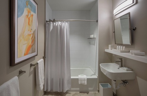 Santa Rosa Hotel | Art House Hotel and Suites