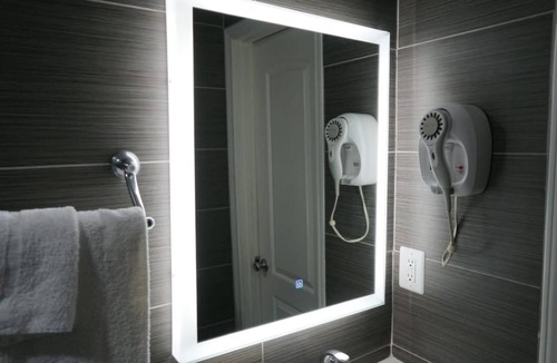 Gardena Hotel | Avenue Motel