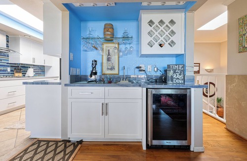 Del Mar Heights Condo | Azul Torrey Pines -Vibrant Vacation Destination with Ocean Views, A/C