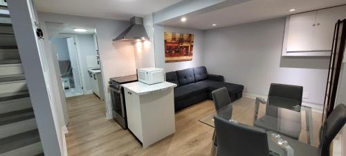 Bramalea Apartment | Basement Studio