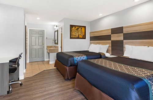Oakland Hotel | Bay Breeze Inn