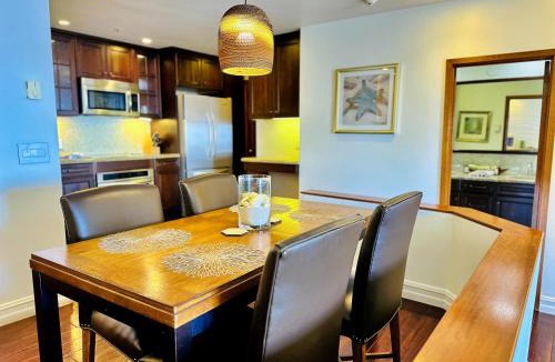 Avalon Villa | Bay-view villa w pool, beach access & hot tub