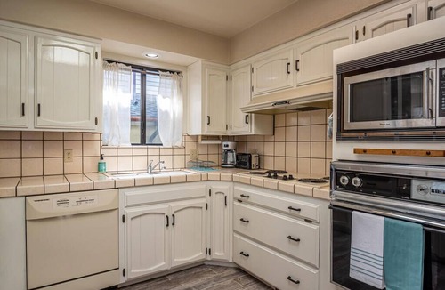 Cayucos House | Beach house in Cayucos with Ocean Views - 30 nights or longer