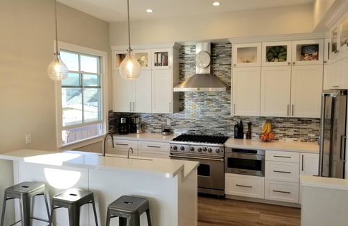 Coronado House | Beach Village at the Del Clone! Excellent Coronado location - walk to all!