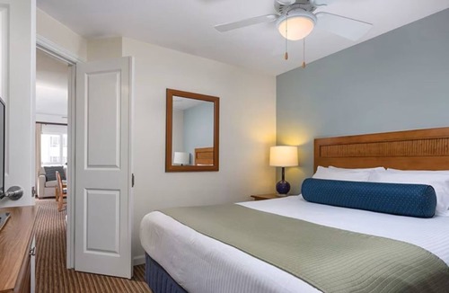 Townsite Resort | Beachfront Oceanview 2 bedroom Deluxe. Everything you need is walking distance.