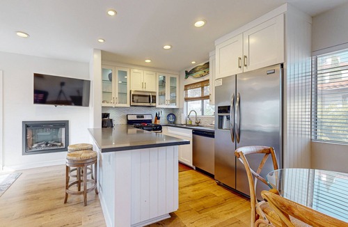 San Clemente Condo | Beachy & bright condo with fireplace & patio - easy walk to the beach