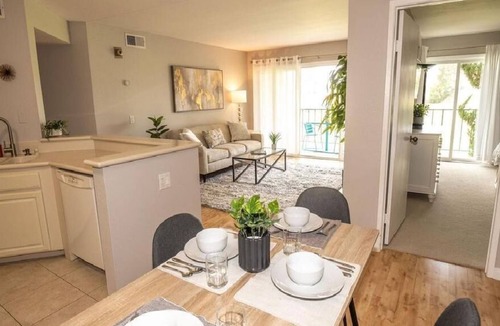 Rancho Bernardo Apartment | Beautiful 2 Br. Apartment (316923) by Houzlet