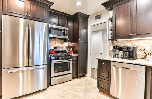 Southwest Anaheim House | Beautiful 5bd 3ba Private Resort Pool and HotTub, Waterslide, CloseTo Disneyland