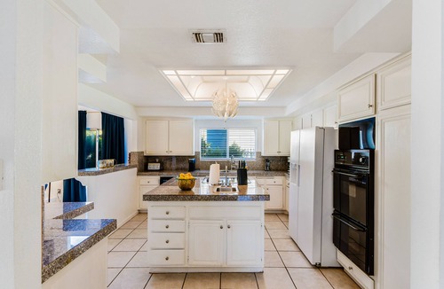 Indio Villa | Beautiful Desert Pool House: Sun, Swim, Sip & Stay