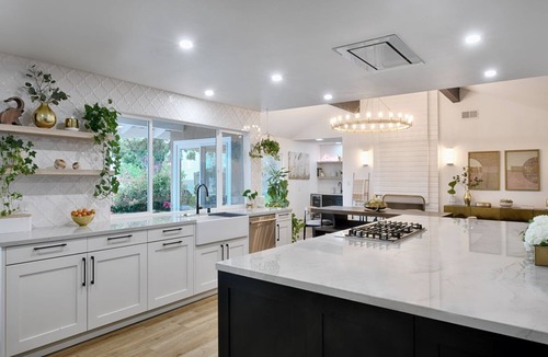 Mount Helix House | Beautiful Modern Luxury Mount Helix Retreat with BIG Backyard Patio Gym Quiet