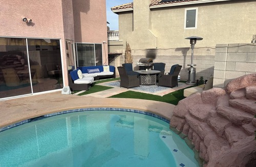 Fort Apache House | Beautiful Summerlin Escape - Desert Villa