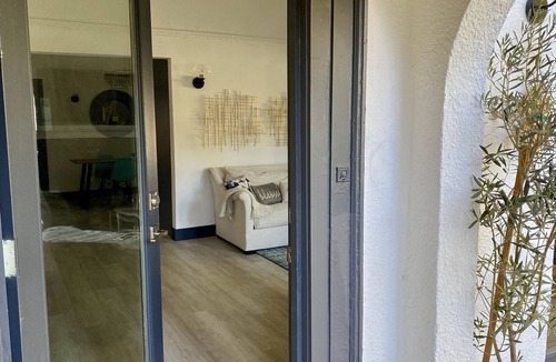 West Hollywood House | Beautifully Upgraded West Hollywood Home