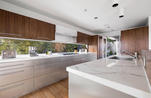 Hollywood Hills West Villa | Belle Horizon - Modern Villa with Expansive Balcony and Views