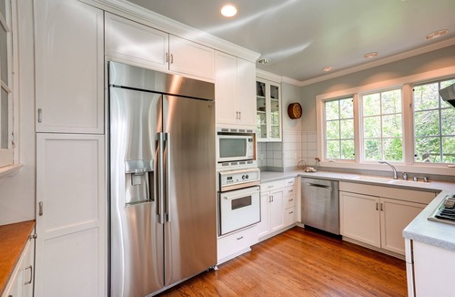 Claremont House | Berkeley Home w/Garden, Close to San Francisco!