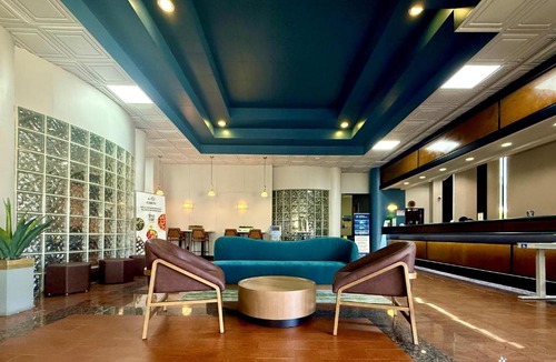 Inglewood Hotel | Best Western Plus Suites Hotel - LAX Airport LA Stadium