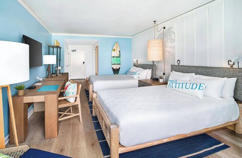 East Village Hotel | Better Choice for your Vacation! 2 Units! Rooftop Pool, Pets Allowed!