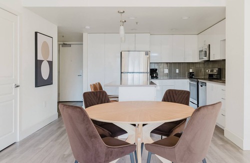 Mountain View Apartment | Blueground | North Los Altos, pool, nr Shoreline Park