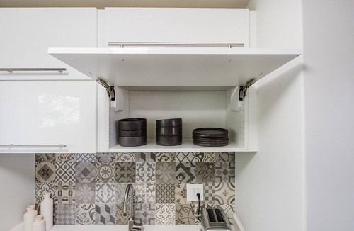 Menlo Park Apartment | Blueground | Palo Alto studio apartment