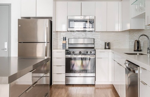 Downtown Berkeley Apartment | Blueground | S. Shattuck, AC, nr UC Berkeley