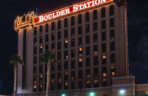 Sunrise Manor Resort | Boulder Station Hotel and Casino