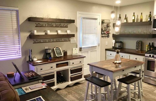 Templeton Cottage | Boutique Living at Cozy Blue | Modern Wine Country