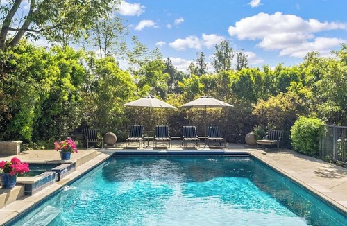 Brentwood House | Brentwood Chateau Ocean & City Views Very Private , Heated Pool & Spa