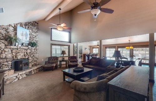 Bass Lake House | Brickers Lakefront