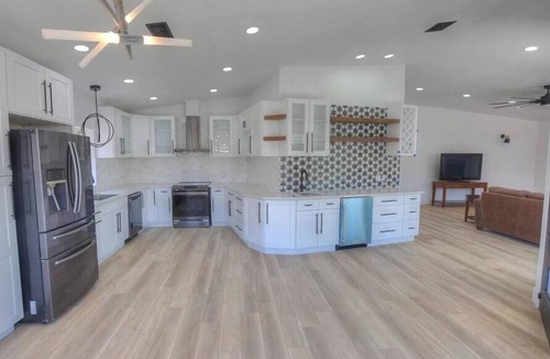 Moovalya Keys House | Bush Master Suite Sum